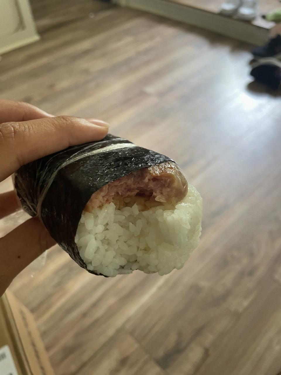 L&L celebrates National SPAM Musubi Day by giving away almost 24,000 musubis via their app.