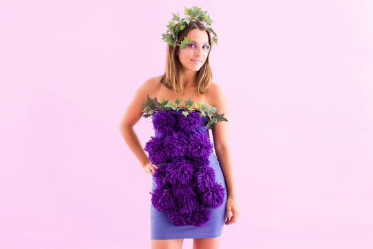 HOW TO MAKE A GRAPES HALLOWEEN COSTUME