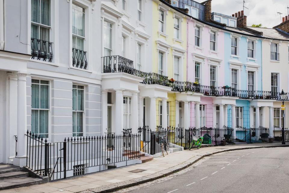 house for rent on the street where paddington was filmed in primrose hill