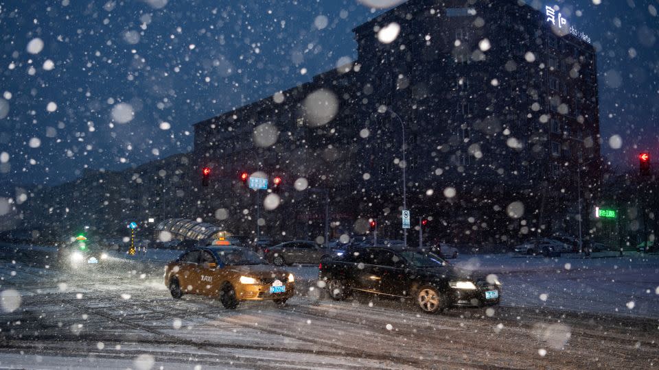 Heavy snow falls in Xiangfang district of Harbin, Heilongjiang province, on November 6, 2023. - Xie Jianfei/Xinhua/Getty Images