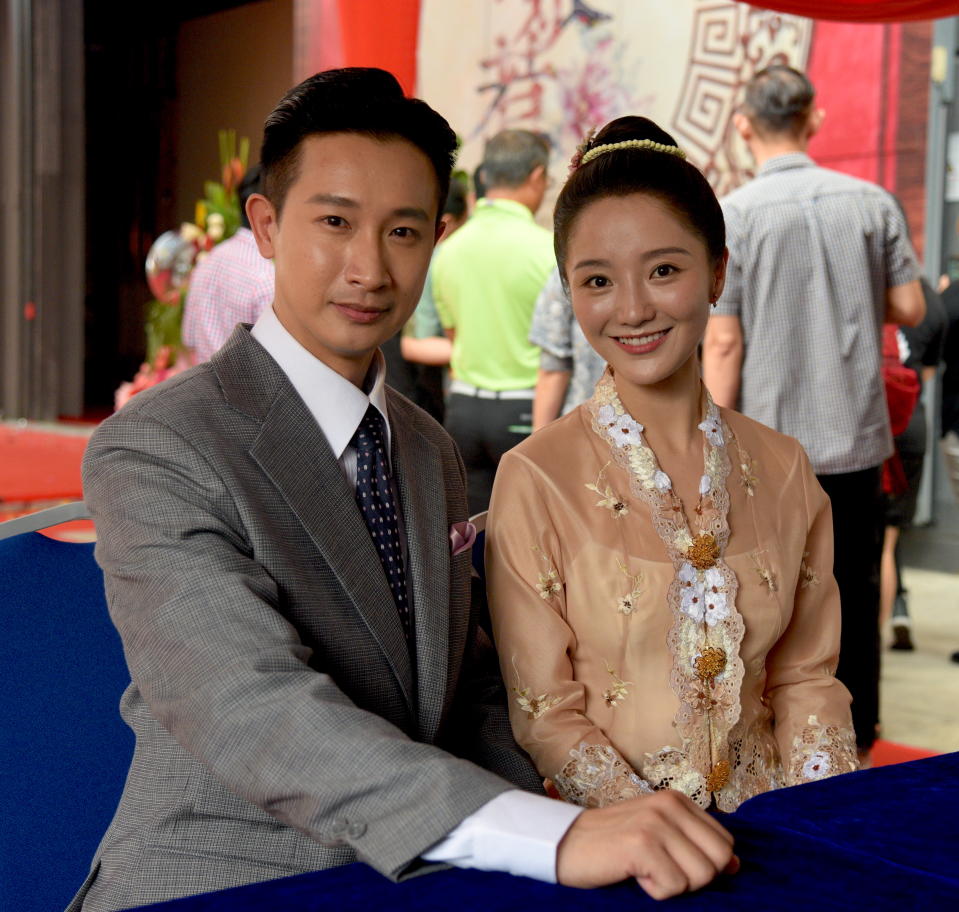 Chiu Kai Wei (left) and Xiao Yan star in China’s remake of “The Little Nyonya”. (PHOTO: Amirah Haris for Yahoo Lifestyle Singapore)