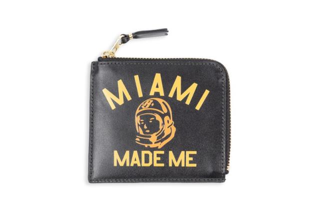 Coin Card Holder in Miami Green. It is a beautiful colour but