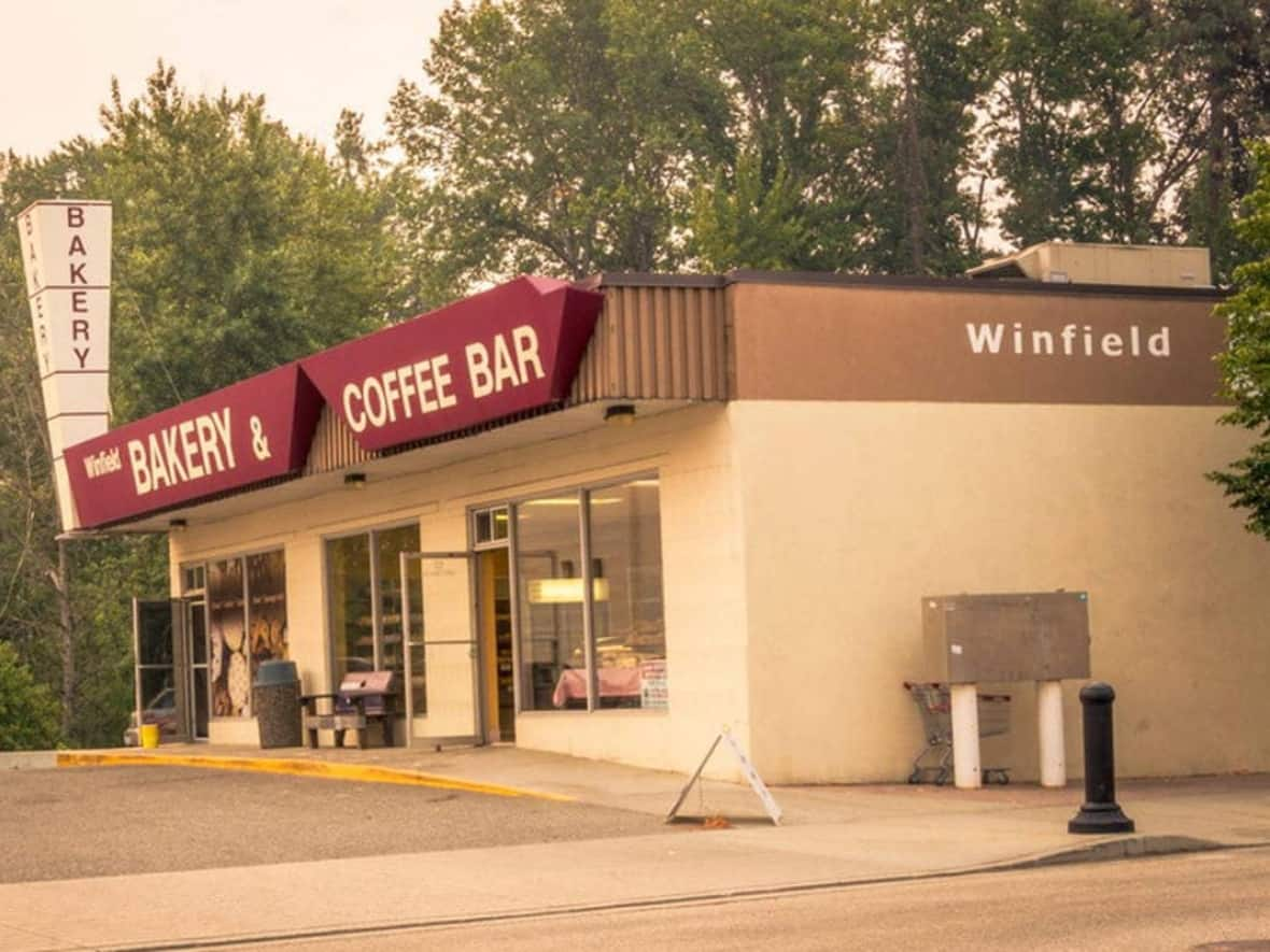 The Winfield Bakery in Lake Country, B.C., was lost to fire Thursday evening after serving the local community for more than four decades. (Nicole Poppe-Squair/Facebook - image credit)