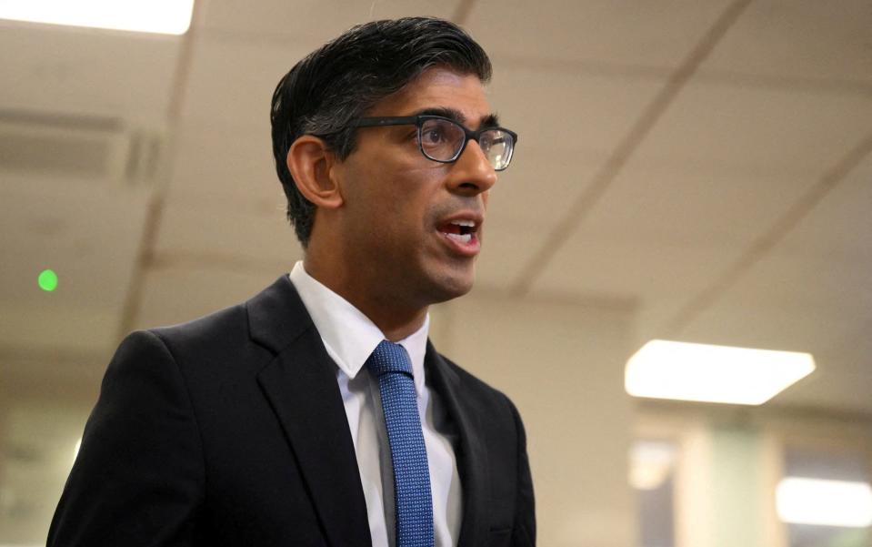 Britain's Prime Minister Rishi Sunak briefs the press during a visit to Kent Scientific Services in West Malling, Kent - Daniel Leal/Pool/REUTERS