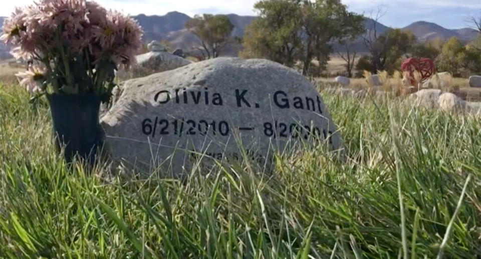 Olivia Gant's tombstone 