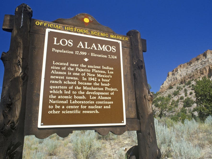 Los Alamos, New Mexico, sign