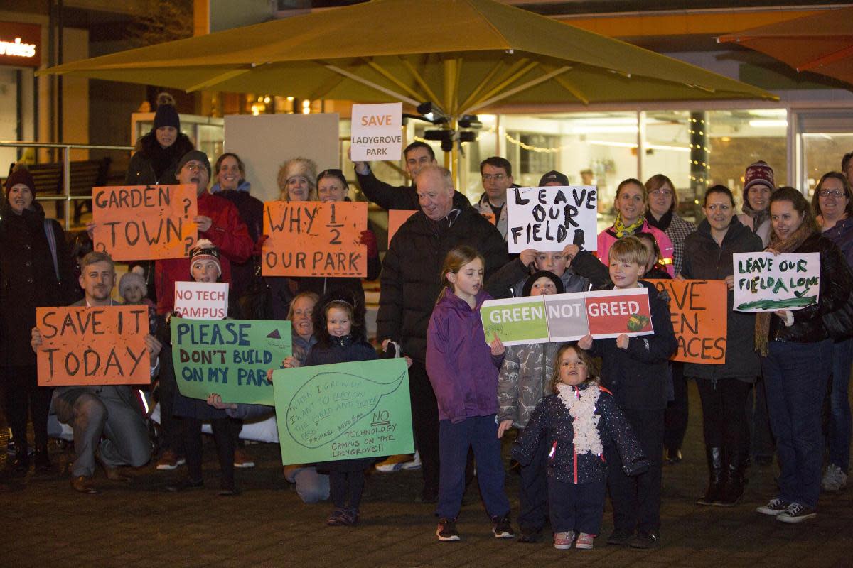 Protest against plans for Didcot Garden Town in 2017 <i>(Image: Damian Halliwell)</i>