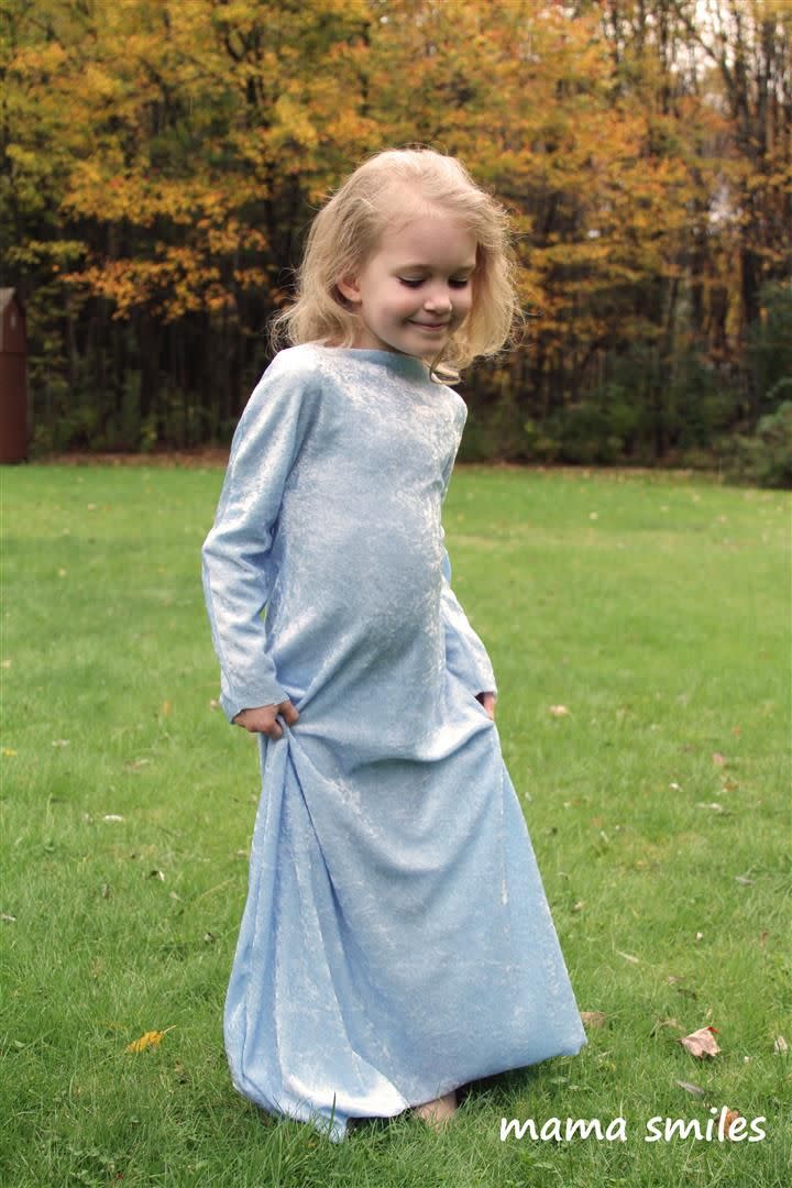 5) 15-Minute Cinderella Costume