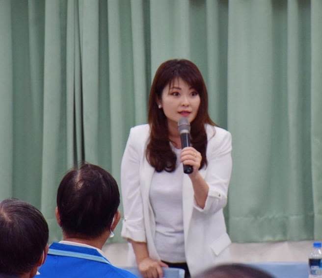 國民黨高市第6選區立委參選人陳美雅痛批，高市府根本是草菅人命。（柯宗緯翻攝）