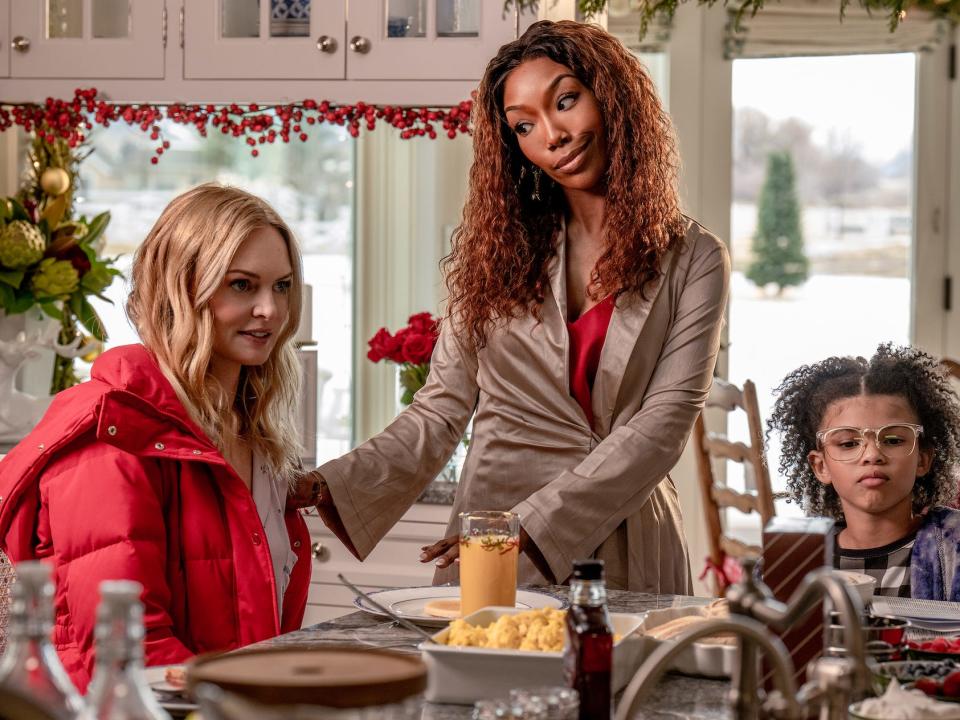 Heather Graham as Charlotte, Brandy Norwood as Jackie, Madison Validum as Beatrix in Best. Christmas. Ever!