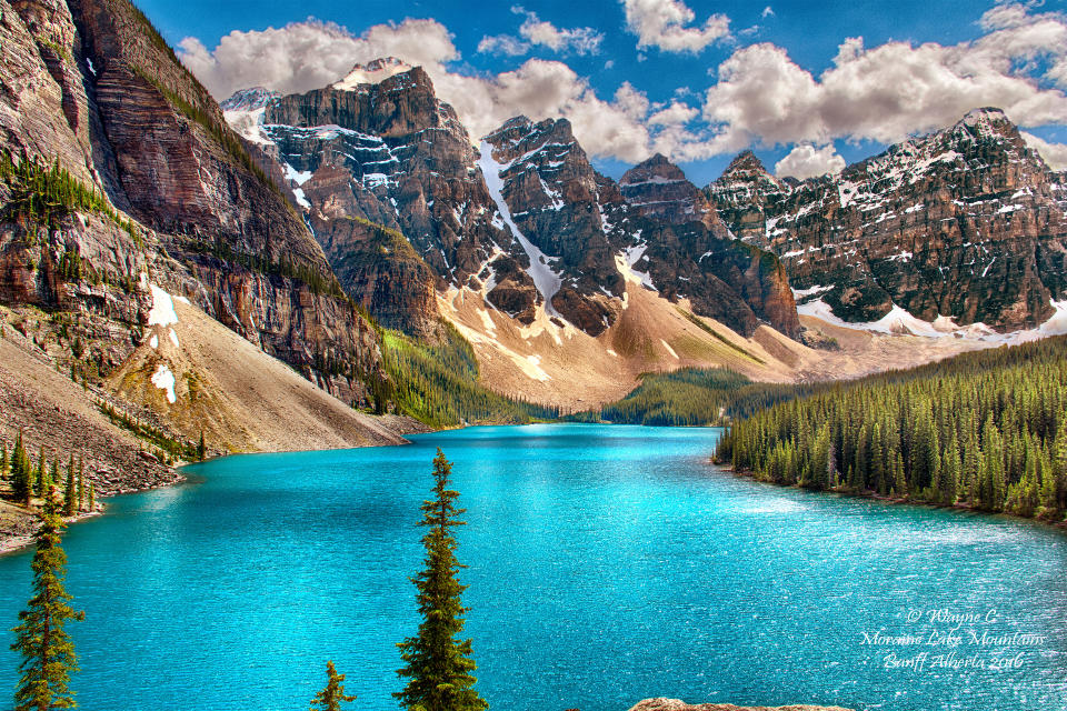 UGC - 26416023 - Wayne C. - Moraine Lake