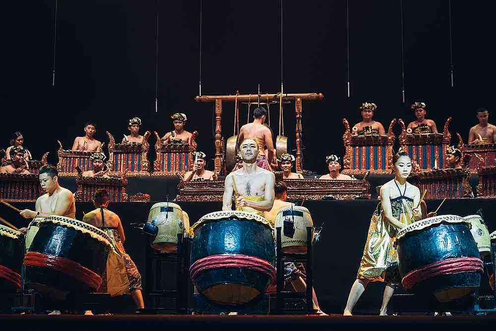 Gamelan meets Chinese lion drums in Hands Percussion’s ‘Taksu.’ — Picture courtesy of Thum Chia Chieh