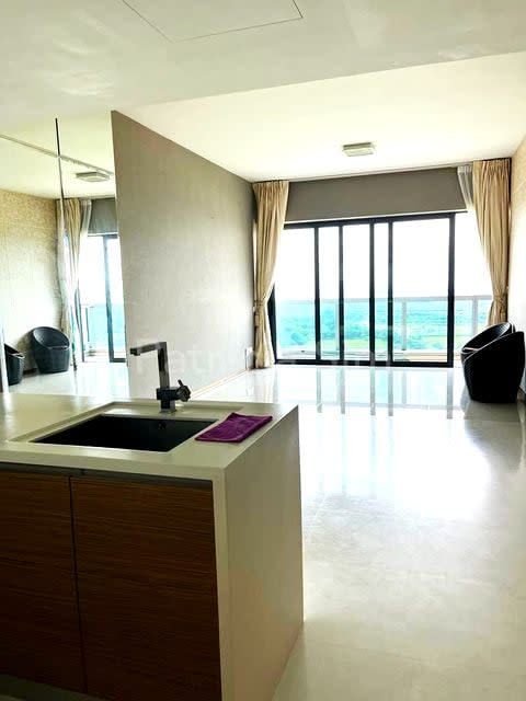 Marina Bay Residences Photo