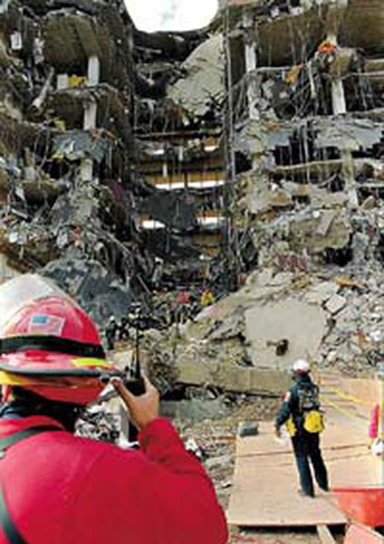 19/4/1995 Un atentado derrumbó la sede del edificio federal de Oklahoma; hubo 168 muertos