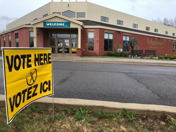 An advance polling place in Moncton for the New Brunswick municipal election. (Radio-Canada - image credit)