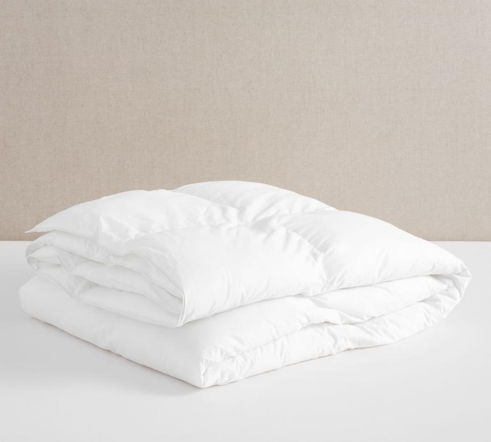 10) Sleepsmart 37.5 Down Alternative Duvet Insert