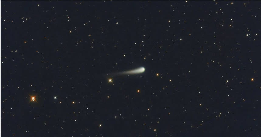 新彗星C/2023 A3 （Tsuchinshan-ATLAS）。（圖／翻攝自X平台／Michael Jäger）