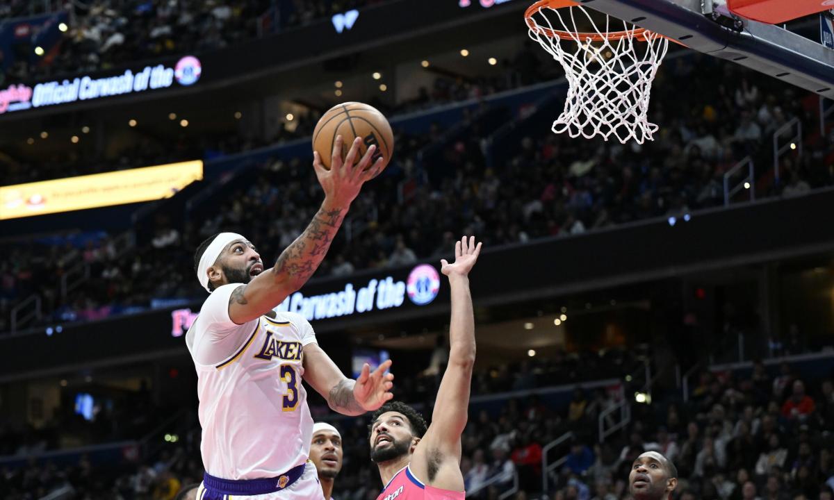 LeBron James, Anthony Davis Thrill NBA Twitter in Lakers' Epic Win vs.  Giannis, Bucks, News, Scores, Highlights, Stats, and Rumors