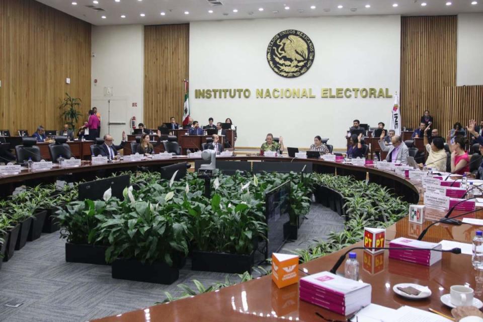 INE rechaza propuesta de Xóchitl Gálvez para aplicar medidas que eviten el uso electoral de programas sociales. Foto: Cuartoscuro