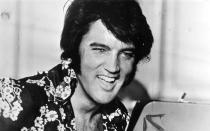 Elvis Presley (1935 bis 1977), der King of Rock 'n' Roll, machte in den 70-ern die Monster-Koteletten populär. (Bild: Keystone/Getty Images)