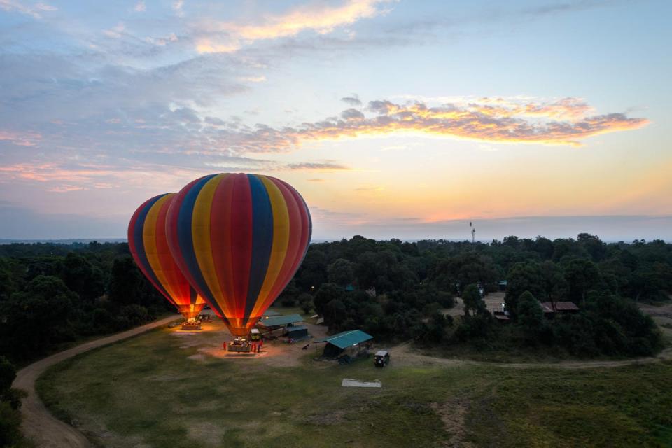 Up and away: the Governor’s balloon safaris take off at daybreak (Courtesy of the Governors Balloon Safaris)