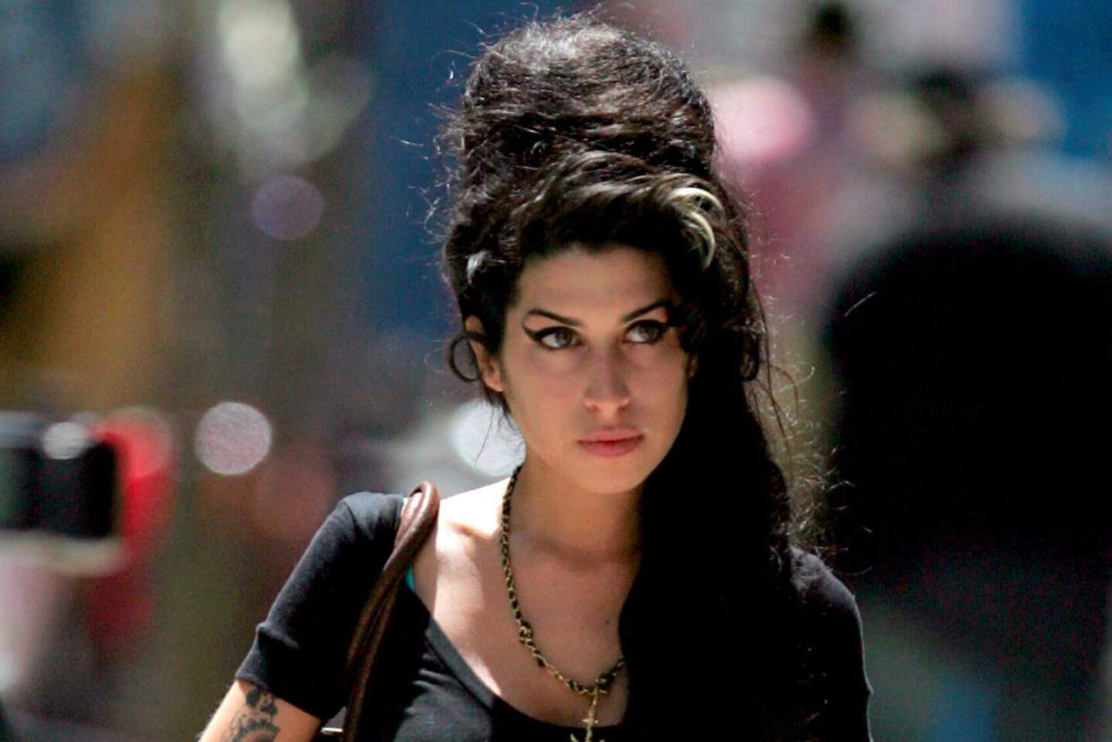 La chanteuse Amy Winehouse dans les rues de Manhattan, en mai 2007.  - Credit:INFphoto.com/Cover Images