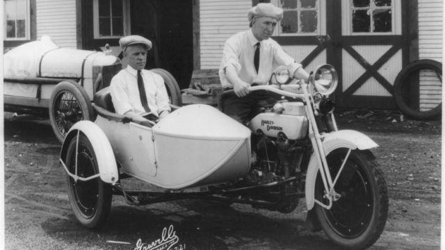 1940 Harley Davidson motorcycle cop photo vintage trade print ad