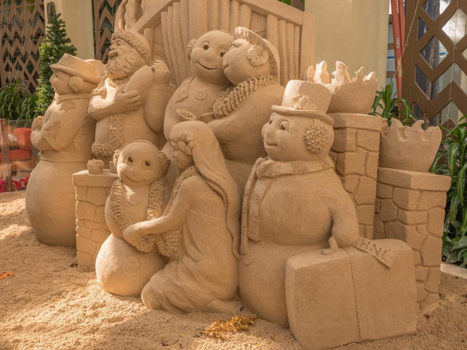 Sheraton Waikiki sand sculpture