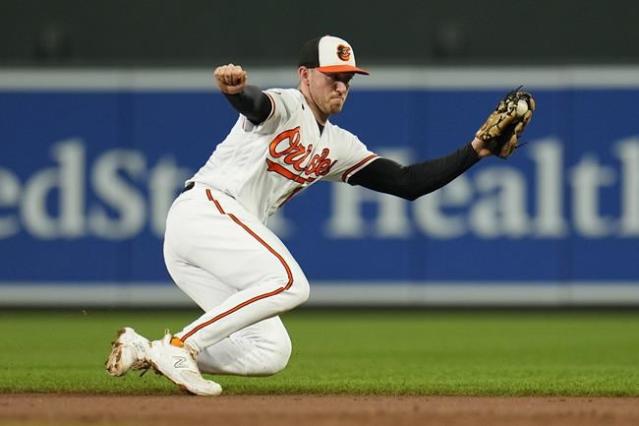 Orioles defeat Red Sox for eighth win in nine games