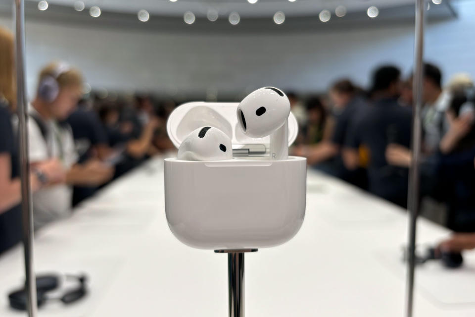 The AirPods 4 have some seriously impressive ANC cutouts. 