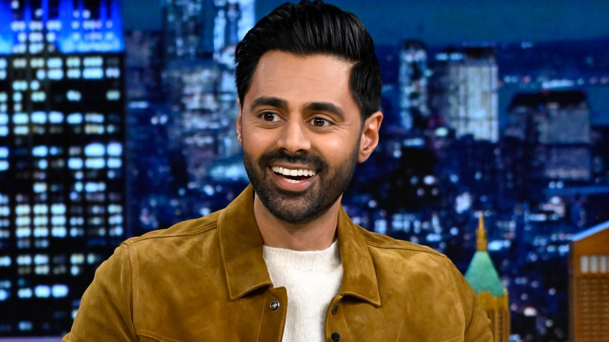 Hasan Minhaj Gives a Heartfelt Apology to Jeopardy! Fans (Extended)