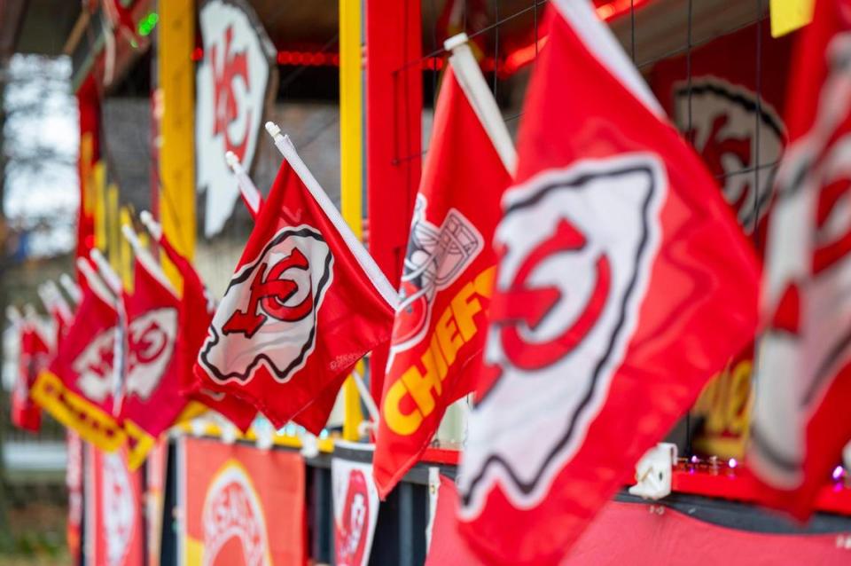 Chiefs announce special presale for 2024 Super Bowl LVIII flags on