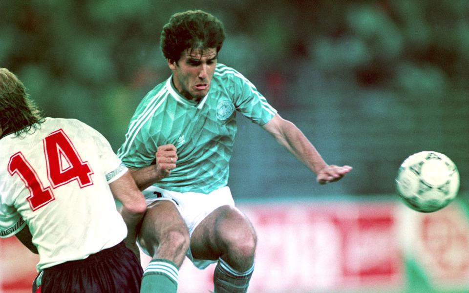 Karl-Heinz Riedle, formal Stürmer Nummer drei im Team von 1990, absolvierte bei der WM vier Spiele. Zwei Jahre später wurde er bei der EM Torschützenkönig. Als sein größtes Spiel gilt das Champions-League-Finale 1997, in dem er für Dortmund beim 3:1-Sieg gegen Juventus Turin zwei Tore erzielte.