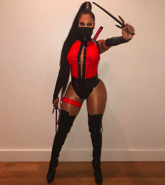 <p>The actress took the opportunity to show off her revenge bod. “Skarlet from Mortal Kombat!” she wrote. “FINISH HIM!!!!!!!!” Fierce. (Photo: <a rel="nofollow noopener" href="https://www.instagram.com/p/Ba8HYmiHNNQ/?hl=en&taken-by=lala" target="_blank" data-ylk="slk:LaLa Anthony via Instagram;elm:context_link;itc:0;sec:content-canvas" class="link ">LaLa Anthony via Instagram</a>) </p>