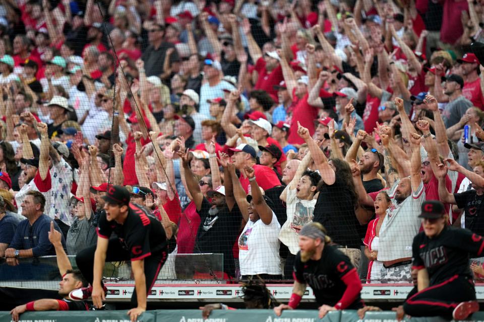 Reds fans react to first baseman Spencer Steer's walk-off homer against the Padres.