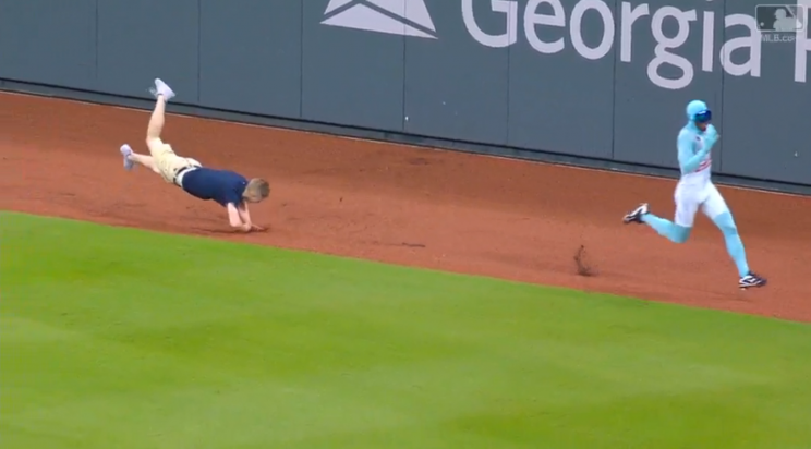 Another Braves fan failed in spectacular fashion trying to beat 