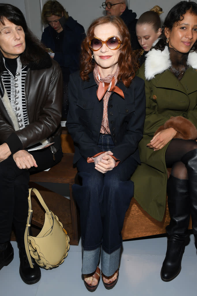 EN IMAGES –  Les stars à la Paris Fashion Week automne-hiver 2020-2021