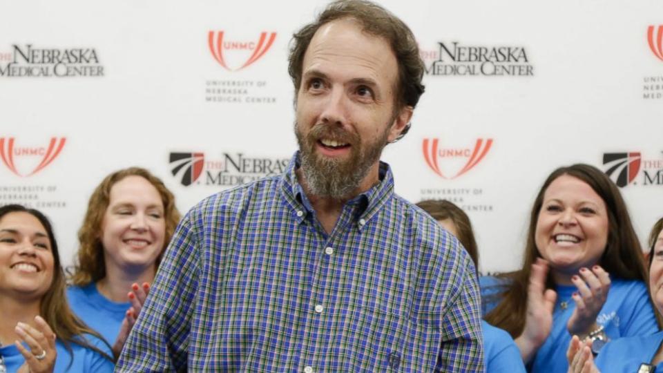 Dr. Rick Sacra speaks at a news conference at Nebraska Medical Center in Omaha, Neb. on Sept. 25. (ABC News)