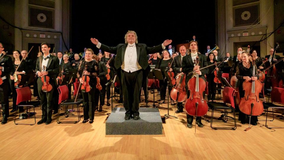 Steven Karidoyanes conducts the Plymouth Philharmonic Orchestra.