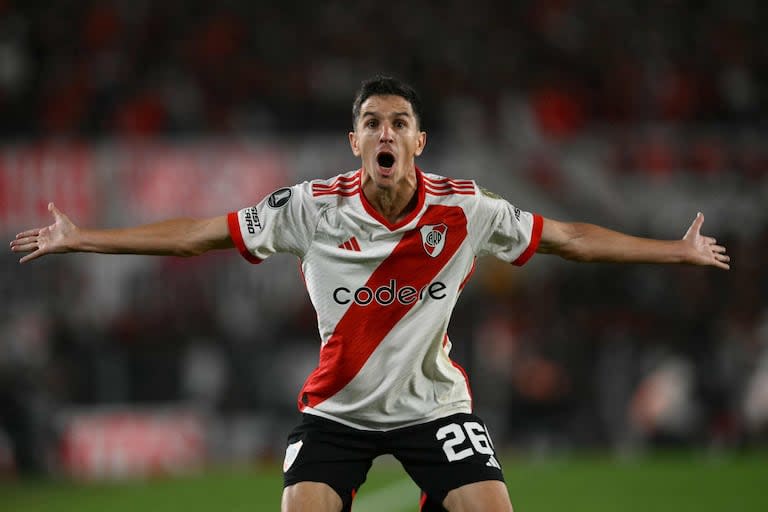 Ignacio 'Nacho' Fernández, al igual que la gran mayoría de los jugadores de River, deben levantar el nivel ante Libertad