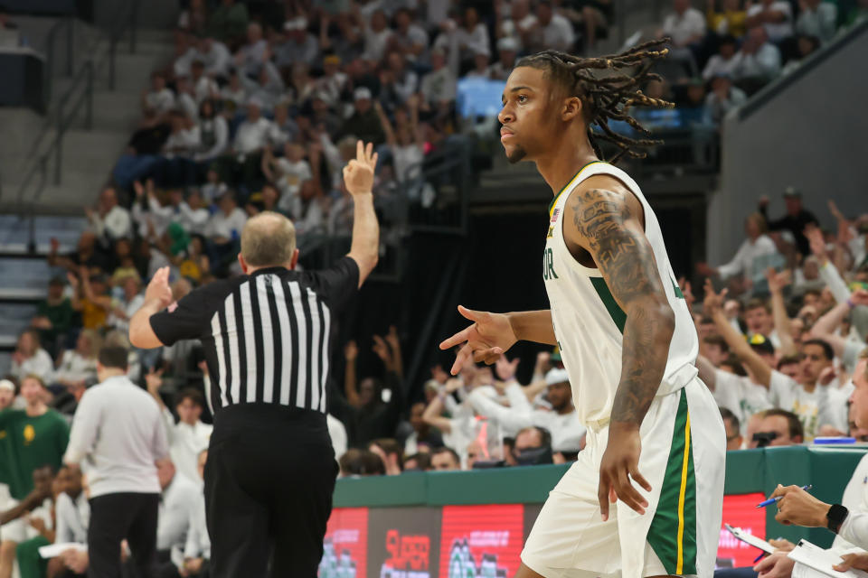 Jayden Nunn leidde Baylor zaterdagmiddag in Waco naar zijn vierde thuisoverwinning op Kansas.