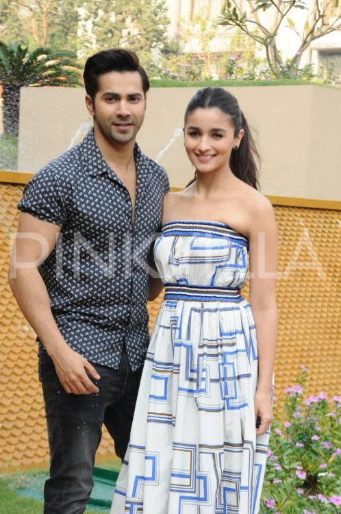 Varun Dhawan and Alia Bhatt promote Badrinath Ki Dulhania in style!