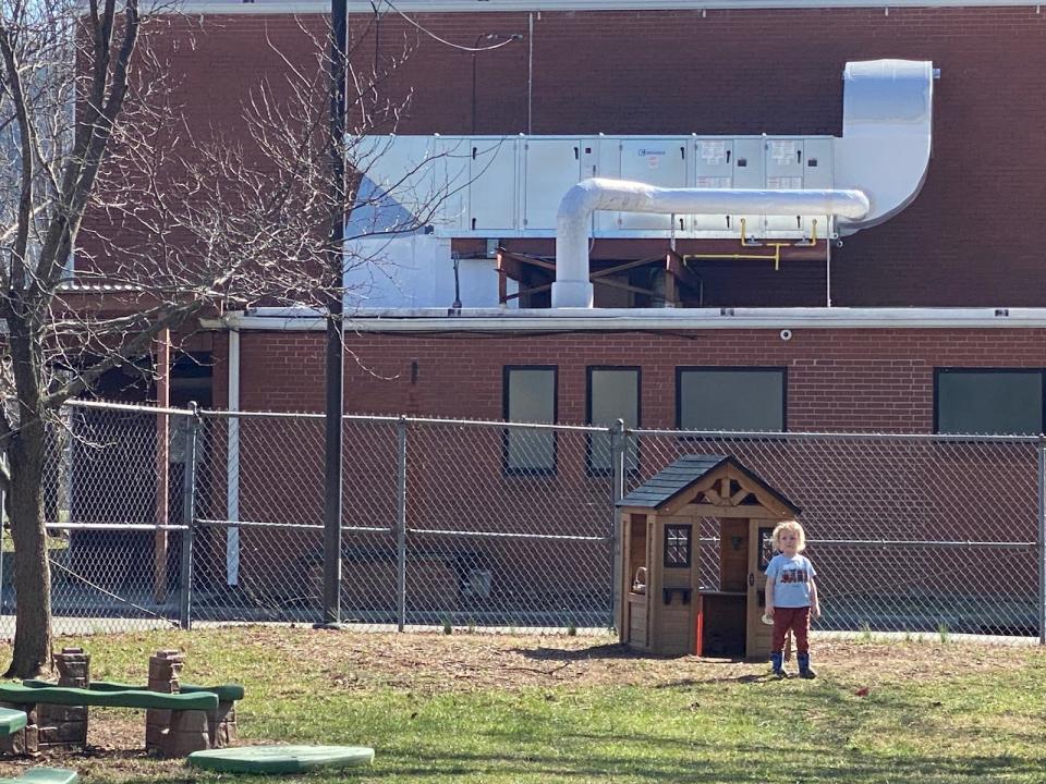 New HVAC at Hot Springs Elementary in Madison County, NC. (Mebane Rash/EdNC)