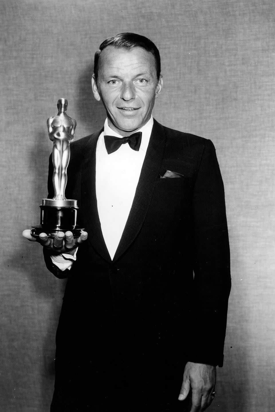 19) Frank Sinatra