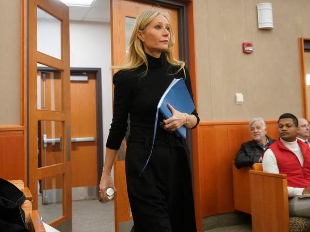 Gwyneth Paltrow's court outfits work because she's 'not trying to impress  the jury,' a former celebrity stylist says