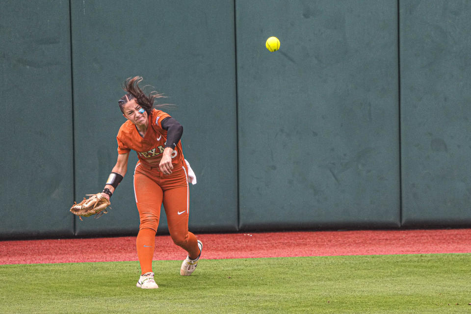 Texas outfielder Bella Dayton helped the No. 1 Longhorns close out nonconference play with an 8-1 win over UTA Wednesday at McCombs Field.  Texas travels to Houston this week for its opening Big 12 series.