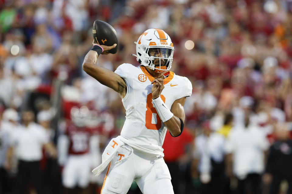 Tennessee quarterback Nico Iamaleava passes against Oklahoma during the first half of an NCAA college football game, Saturday, Sept. 21, 2024, in Norman, Okla. (AP Photo/Alonzo Adams)