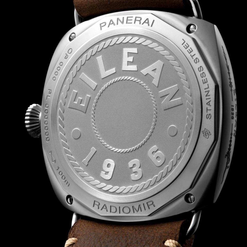 Radiomir Eilean腕錶的後底蓋上刻有Eilean與1936字樣。