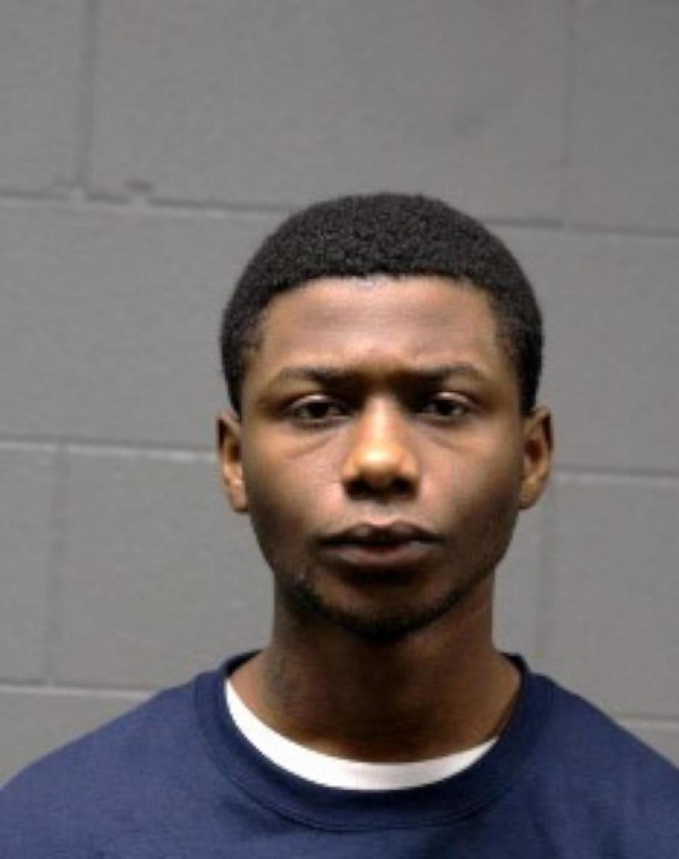 PHOTO: In this booking photo released by the Chicago Police Department, Xavier Tate is shown. (Chicago Police Department)