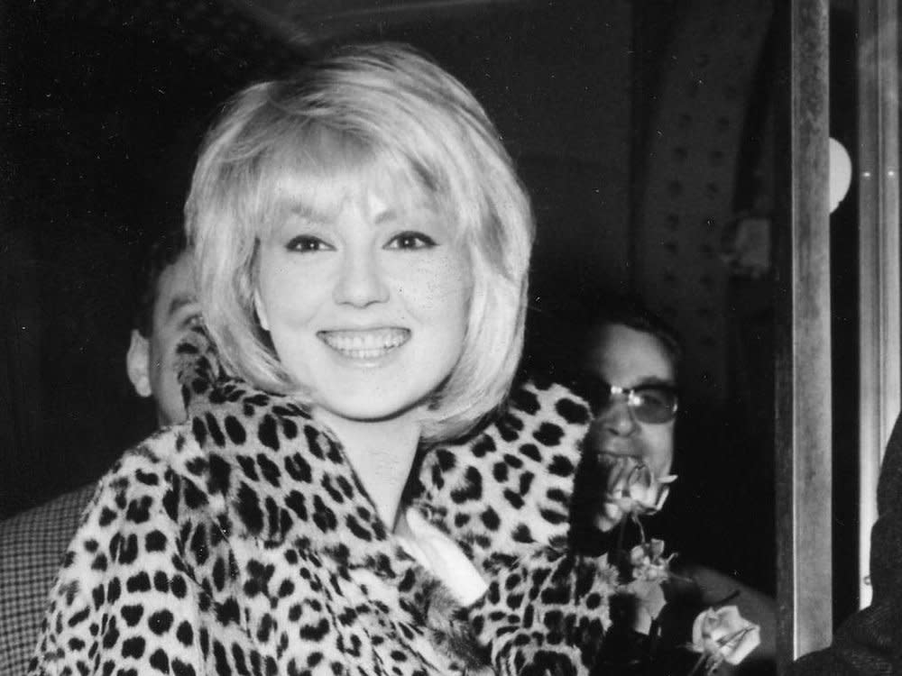 Mylène Demongeot bei einer der "Fantômas"-Filmpremieren 1964 in Brüssel. (Bild: imago images/Belga)